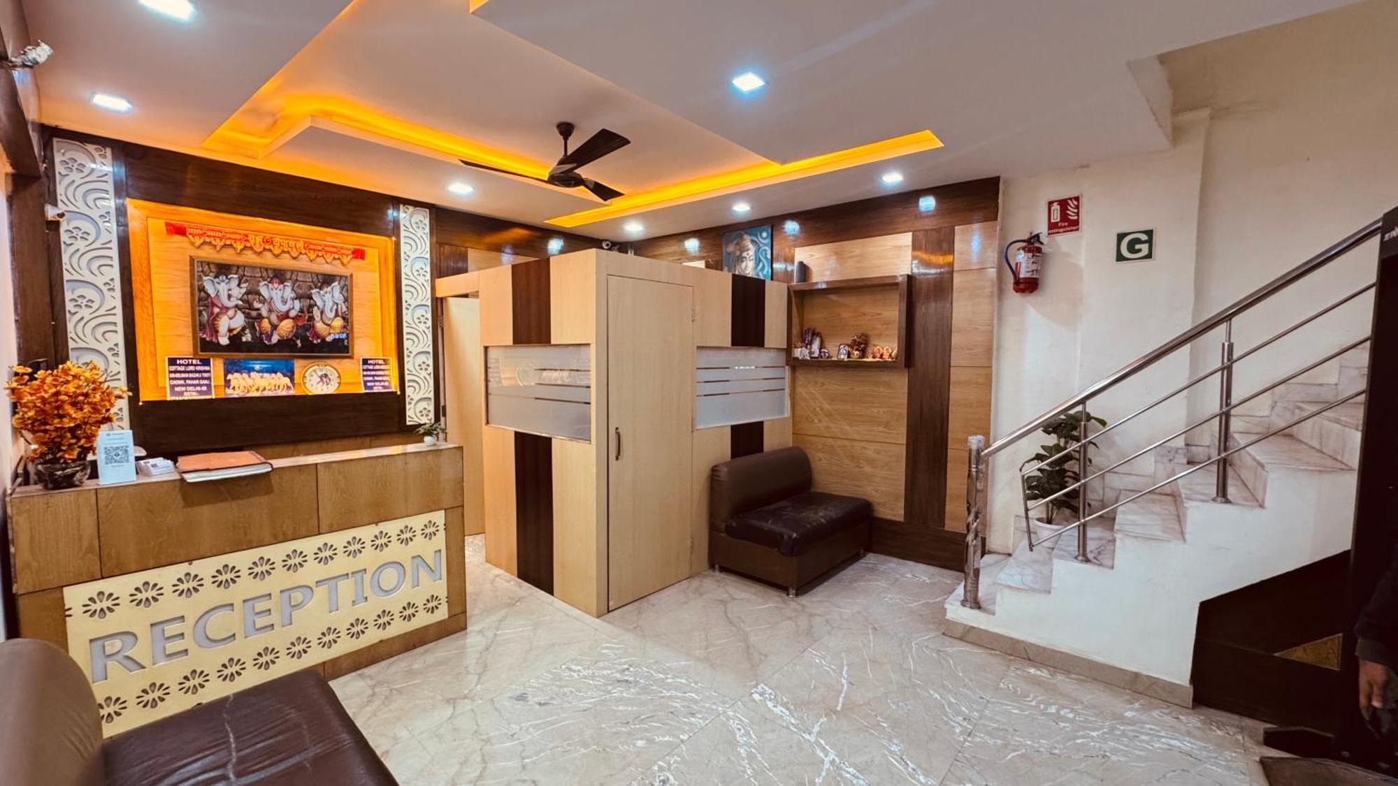 Cottage Lord Krishna Walking Distance From New Delhi Railway Station Exterior photo